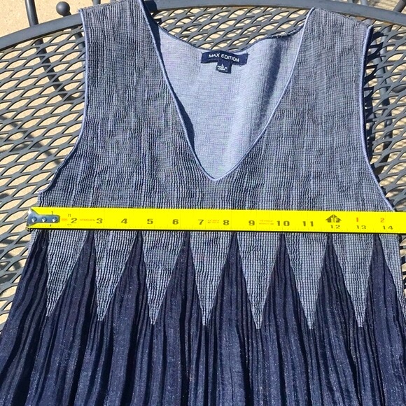 NWOT Max Edition Floral Print V-Neck Sleeveless Dress in Navy Print Size Large - Picture 9 of 14